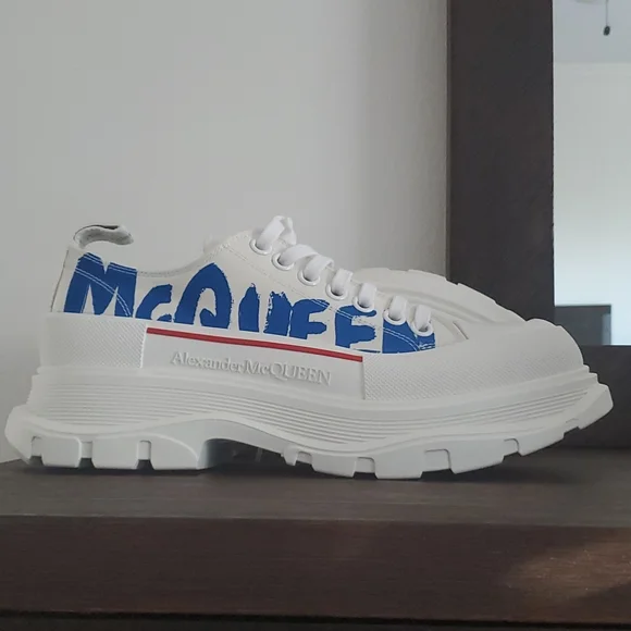 Alexander McQueen Men's Sneakers - Picture 11 of 11